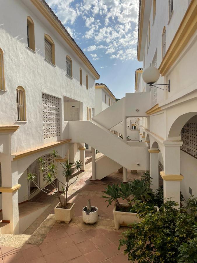 Buena Vista Apartment, 3 Bedrooms Sitio de Calahonda Екстериор снимка